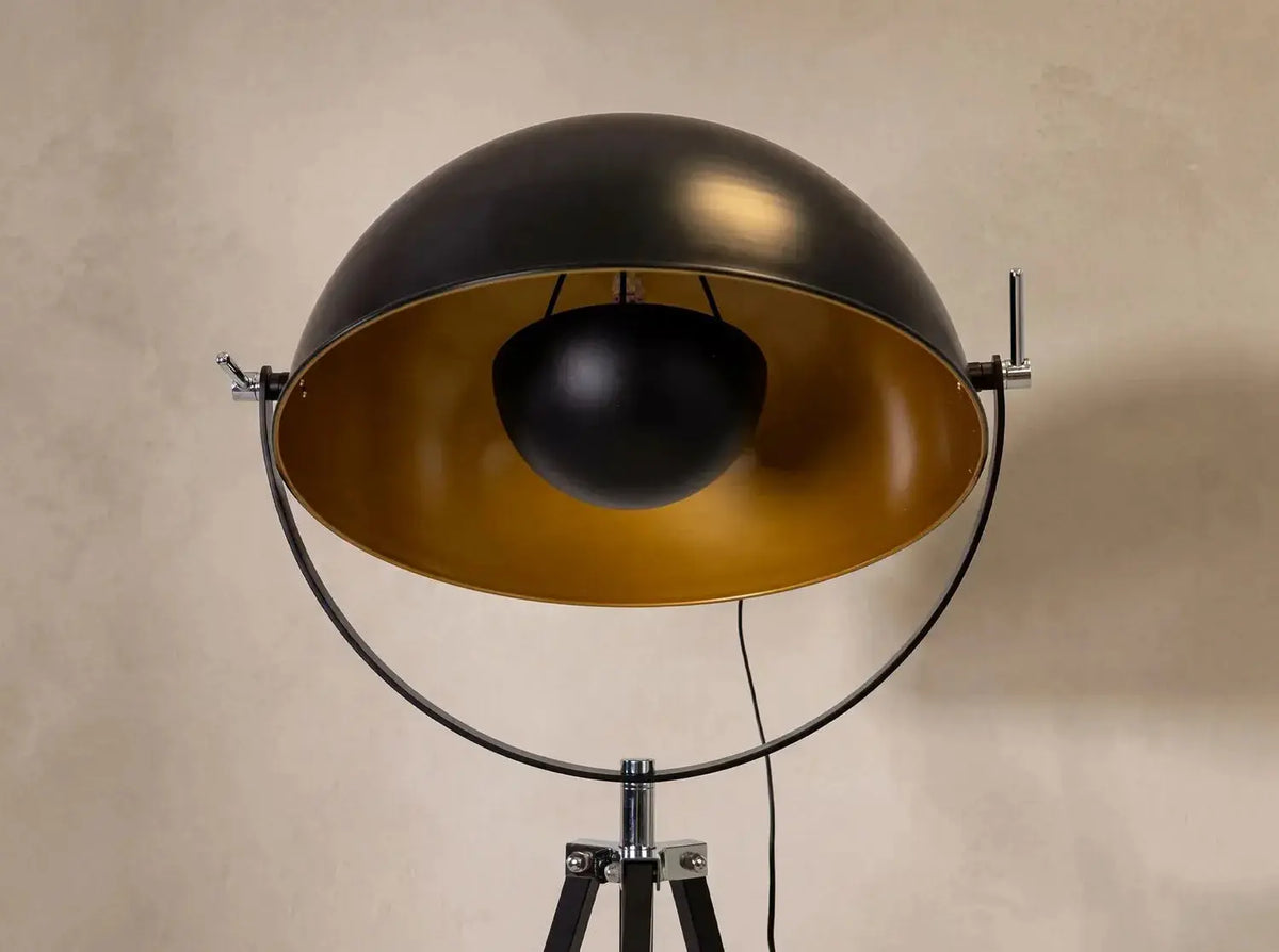 Lampadaire en acier noir et acier doré poli fait mains DecoNovis