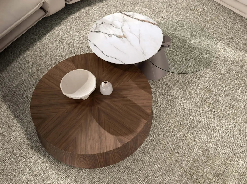 able basse ronde en noyer Angel cerda