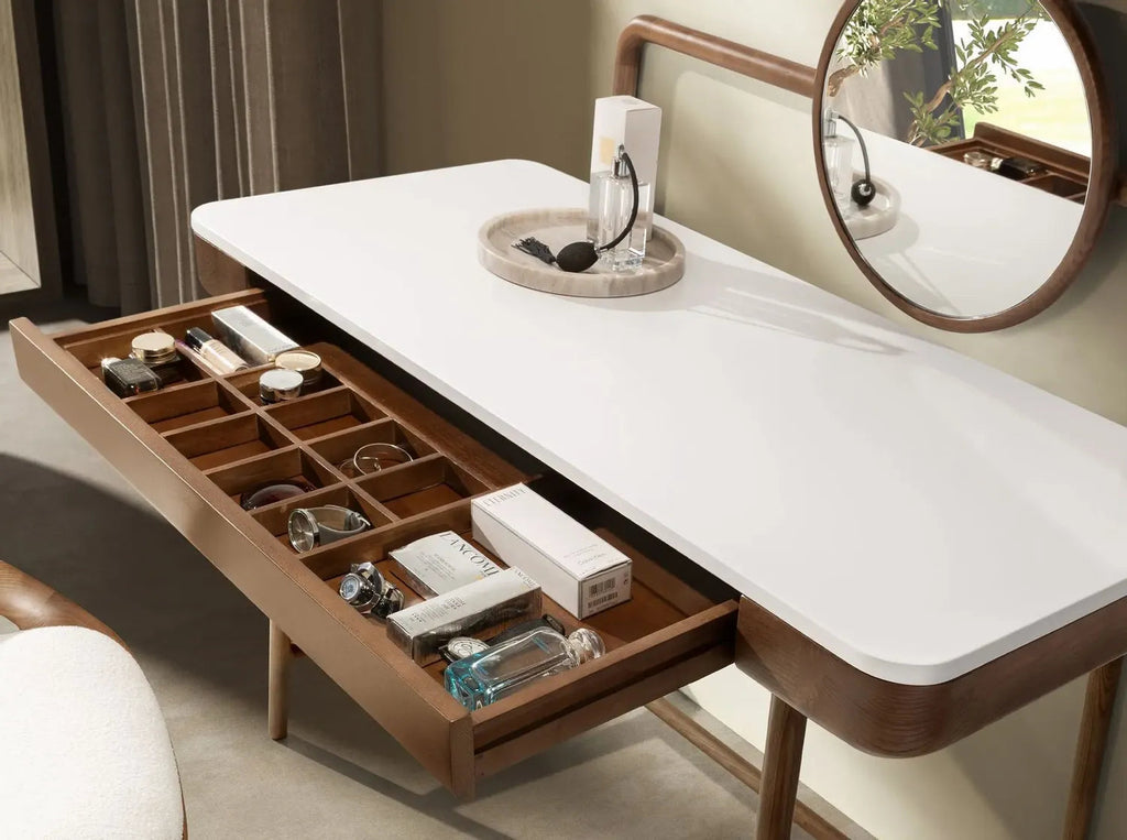 Bureau coiffeuse en noyer avec plateau en bois blanc et miroir Angel cerda