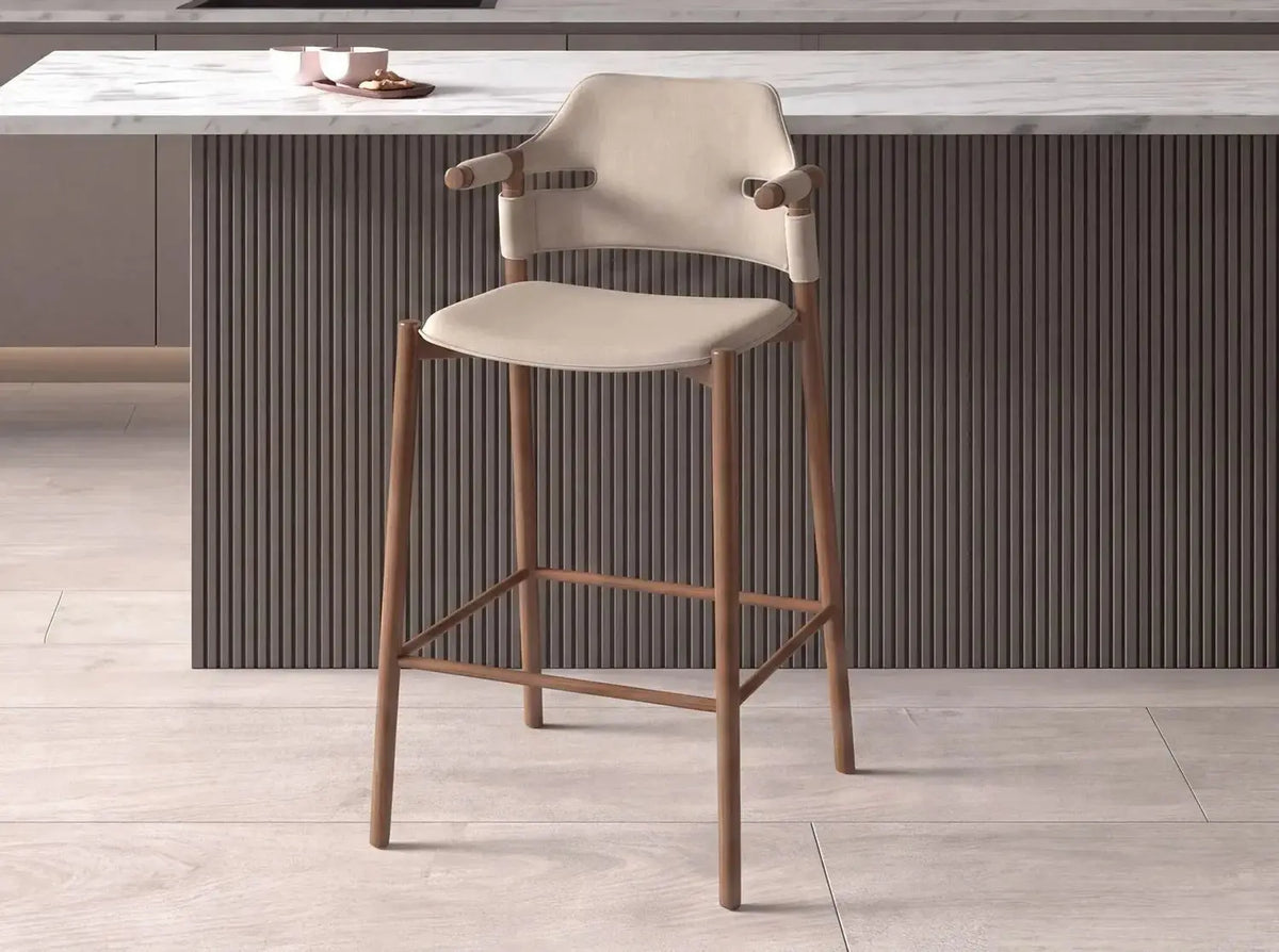 Tabouret fait main en cuir régénéré couleur sable DecoNovis