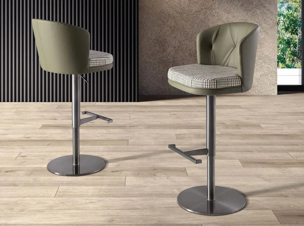 Tabouret pivotant en tissu vert foncé et blanc et similicuir vert oliv DecoNovis